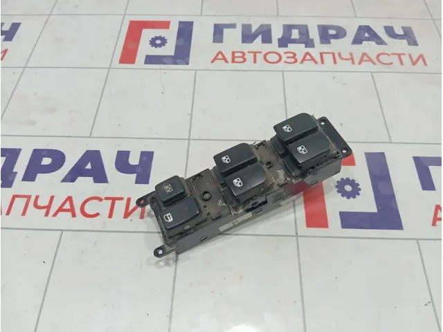 Блок управления стеклоподъемниками Kia Carens 935701D2010G