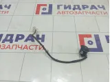 Кнопка открывания лючка бензобака Kia Carens 935901D000