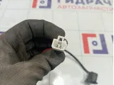 Кнопка открывания лючка бензобака Kia Carens 935901D000
