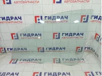 Стекло двери передней левой Kia Carens 824111D000