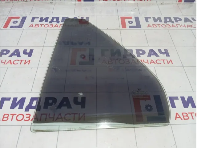 Стекло двери задней левой Kia Carens 834171D000
