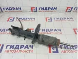 Амортизатор передний правый Kia Carens 546611D201