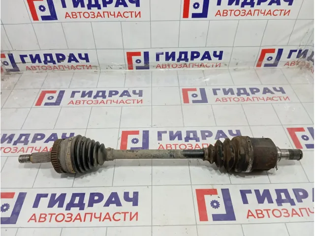 Привод передний левый Kia Carens 495011D200