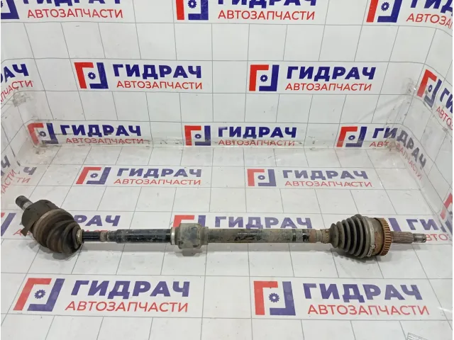 Привод передний правый Kia Carens 495001D200