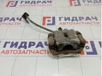 Суппорт тормозной задний левый Kia Carens 582101D100