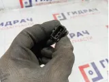 Датчик положения коленвала Kia Carens 3918025200