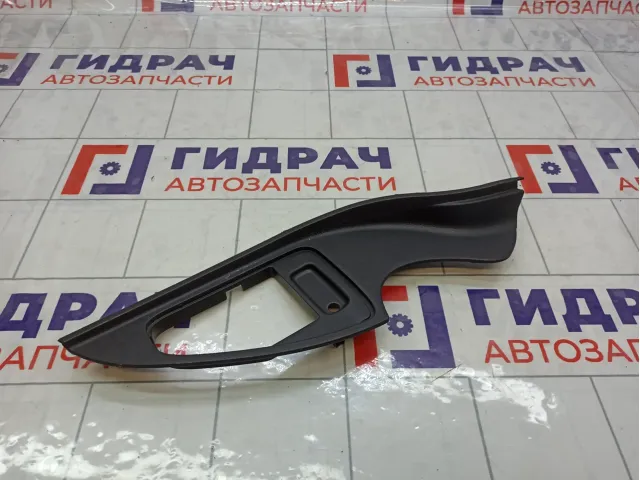 Накладка торпедо левая Kia Carens 847651D100WK