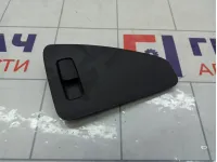 Крышка блока предохранителей Kia Carens