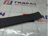 Накладка порога внутренняя передняя левая Kia Carens 858731D000WK