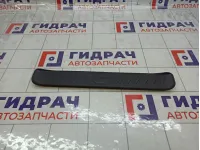 Накладка порога внутренняя задняя правая Kia Carens 858841D000WK