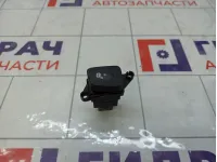 Кнопка обогрева сидений правая Kia Carens 937701D000WK