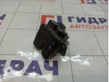 Замок багажника Kia Carens 812301D000