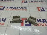 Петли двери багажника Kia Carens