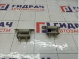 Петли двери багажника Kia Carens