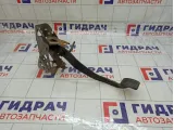 Педаль сцепления Kia Carens