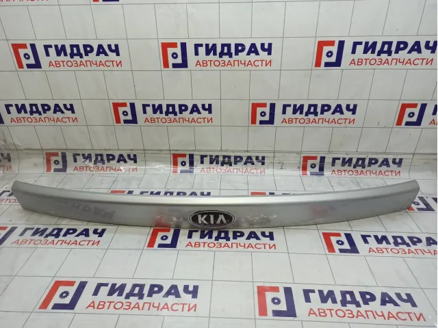 Накладка двери багажника Kia Carens 873101D0007S