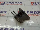 Кронштейн двигателя Kia Carens 2167025003