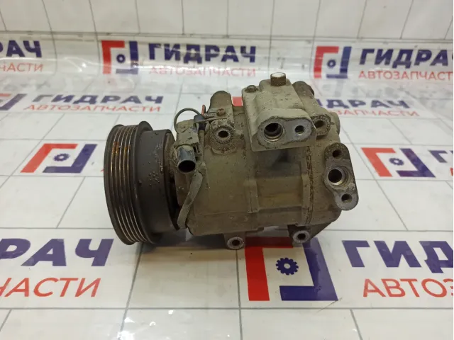 Компрессор системы кондиционирования Kia Carens 977011D200