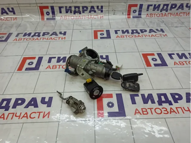 Замок зажигания Kia Carens 819101D000