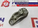 Кронштейн опоры двигателя правой Kia Ceed 21815-2H000.