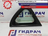 Стекло кузовное глухое правое Kia Ceed 87820-1H000.