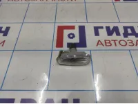 Повторитель на крыло белый Kia Ceed (ED) 92303-3L100