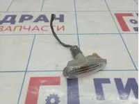 Повторитель на крыло правый Kia Ceed (ED) 92303-3L100