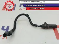 Датчик положения коленвала Kia Ceed 39180-2B000.