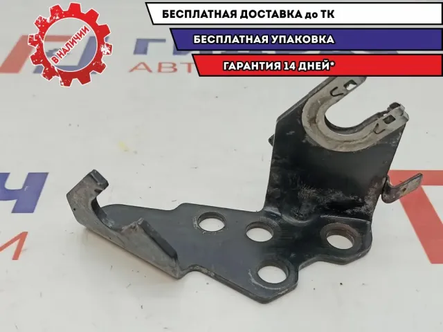 Кронштейн тросов КПП Kia Ceed 43890-23062.