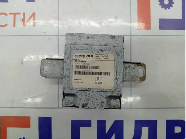 Блок управления магнитолой Kia Ceed 961201H500