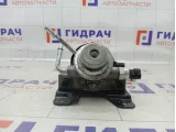 Фильтр топливный в сборе с насосом ручной подкачки и подогревом Kia Ceed 319102H900
