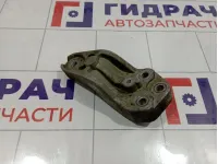 Кронштейн опоры двигателя Kia Ceed (ED) 21815-2H000