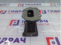 Кронштейн усилителя бампера передний правый Kia Ceed 647201H010