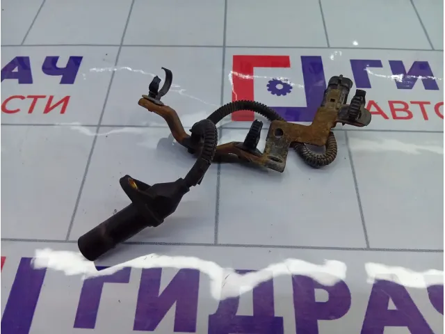 Датчик положения коленвала Kia Ceed 391802B100