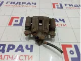 Суппорт тормозной задний правый Kia Ceed 582301H300