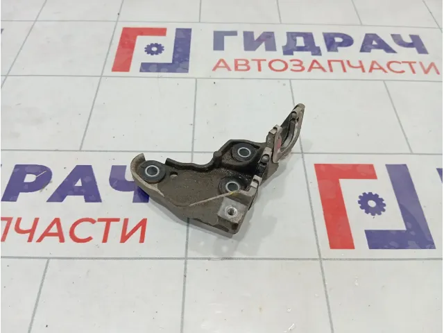 Кронштейн крепления троса КПП Kia Ceed 4392032000