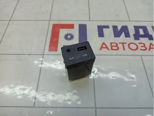 Разъем USB AUX Kia Ceed 961202B000