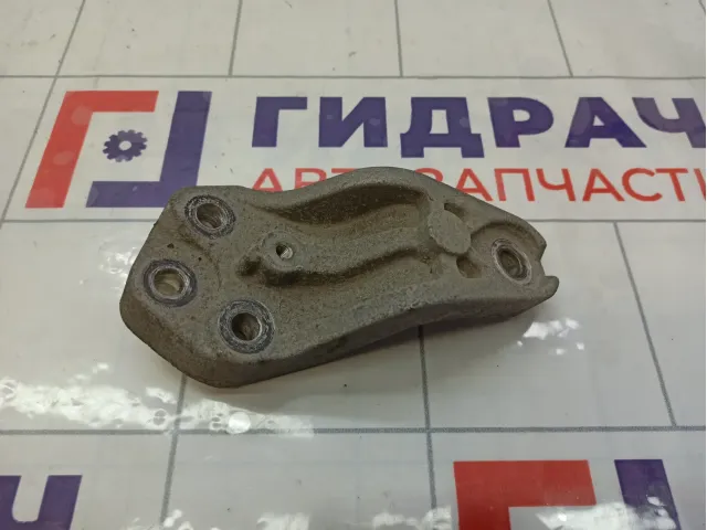 Кронштейн опоры двигателя правый Kia Ceed 218152H000