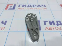 Кронштейн опоры двигателя правый Kia Ceed (ED) 21815-2H000