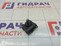 Моторчик заслонки отопителя Kia Ceed (CD) D332EDFAA02