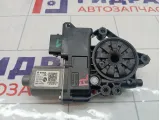 Моторчик стеклоподъемника переднего левого Kia Ceed 82450J7015