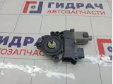 Моторчик стеклоподъемника заднего правого Kia Ceed 83460J7025