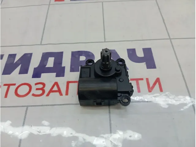 Моторчик заслонки отопителя (печки) Kia Ceed D332EDFAA02