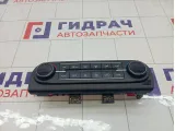 Блок управления климатической установкой Kia Ceed 97250J7210