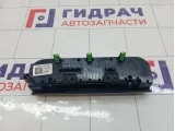 Блок управления климатической установкой Kia Ceed 97250J7210