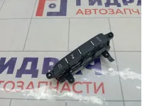 Блок кнопок Kia Ceed 93300J7AC0