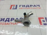 Фланец системы охлаждения Kia Ceed 256002B003