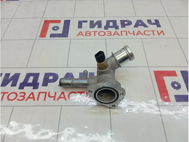 Фланец системы охлаждения Kia Ceed 256002B003