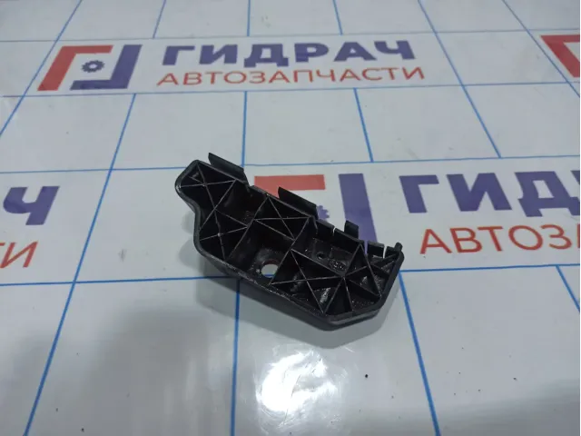 Кронштейн переднего бампера правый Kia Cerato (LD) 86514-2F500