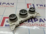 Блок управления климатической установкой Kia Cerato (LD) 972502F030LK